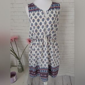 Olive & Oak White and Blue Patterned Mini Dress